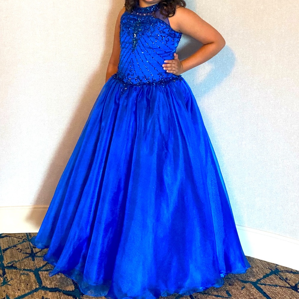 Royal blue formal dress for girls